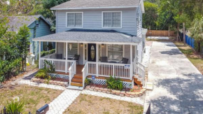 10 Beds! Large Home Groups Multiple Families